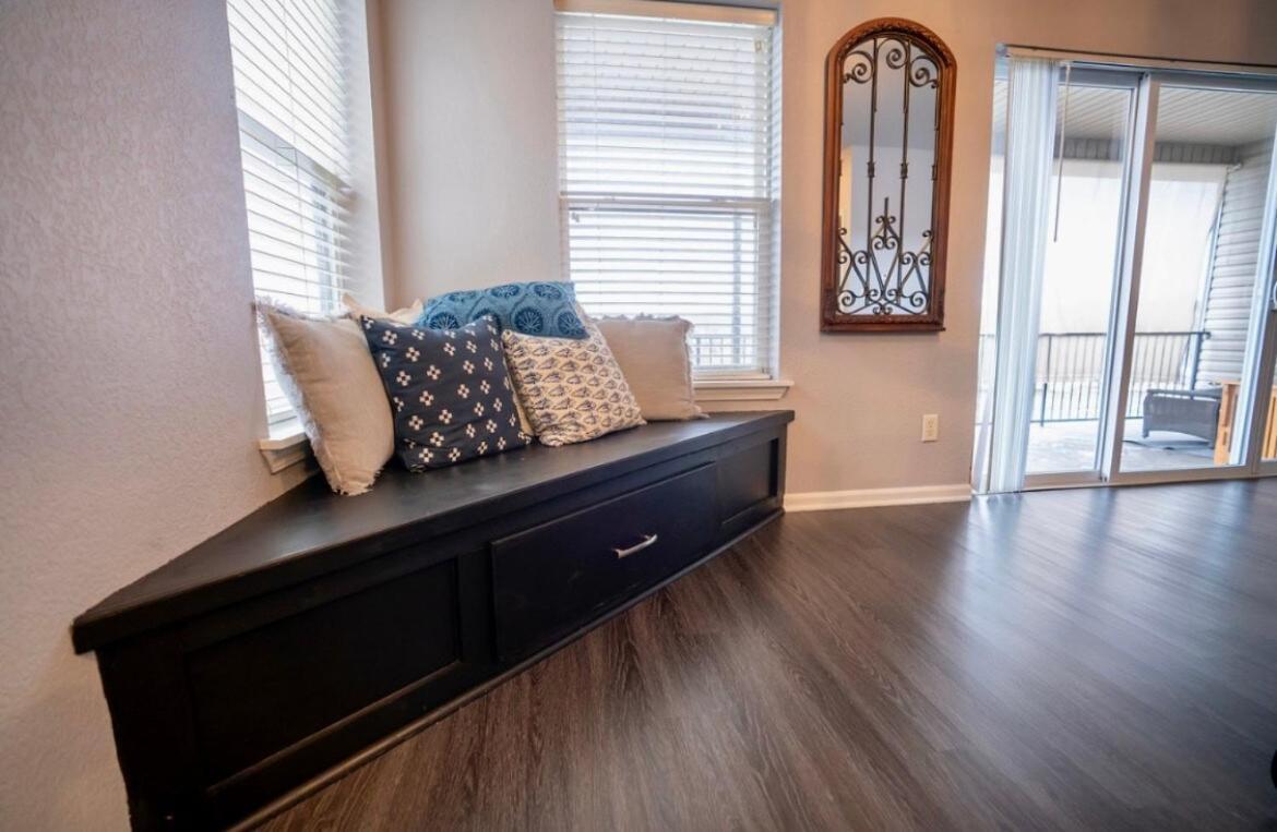 Brooklynn'S Bay, Elegant Lakefront Condo Retreat Хот-Спрингс Экстерьер фото