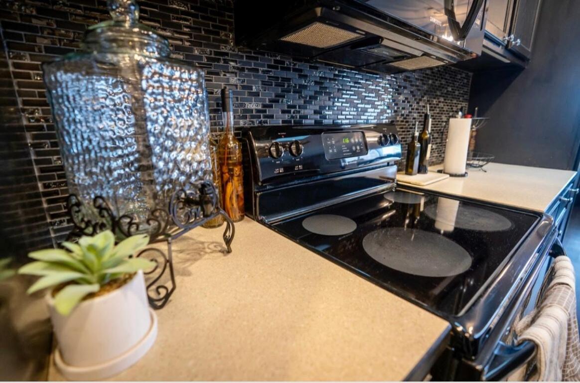 Brooklynn'S Bay, Elegant Lakefront Condo Retreat Хот-Спрингс Экстерьер фото